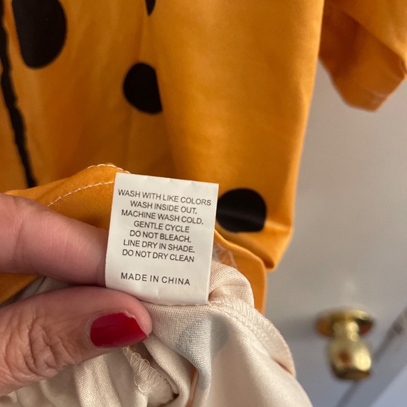 Plus size asymmetrical bottom yellow size 1xl - Picture 6 of 6